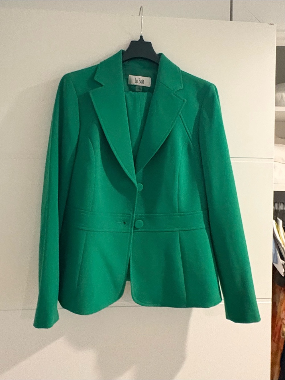Le Suit Bright Green Fitted Blazer